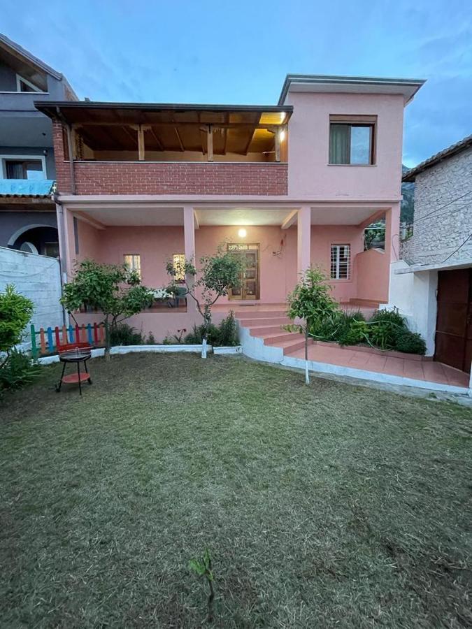 Vila 8 กรูเยอ ภายนอก รูปภาพ